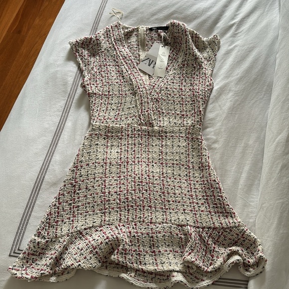 ZARA TWEED DRESS - Picture 3 of 4